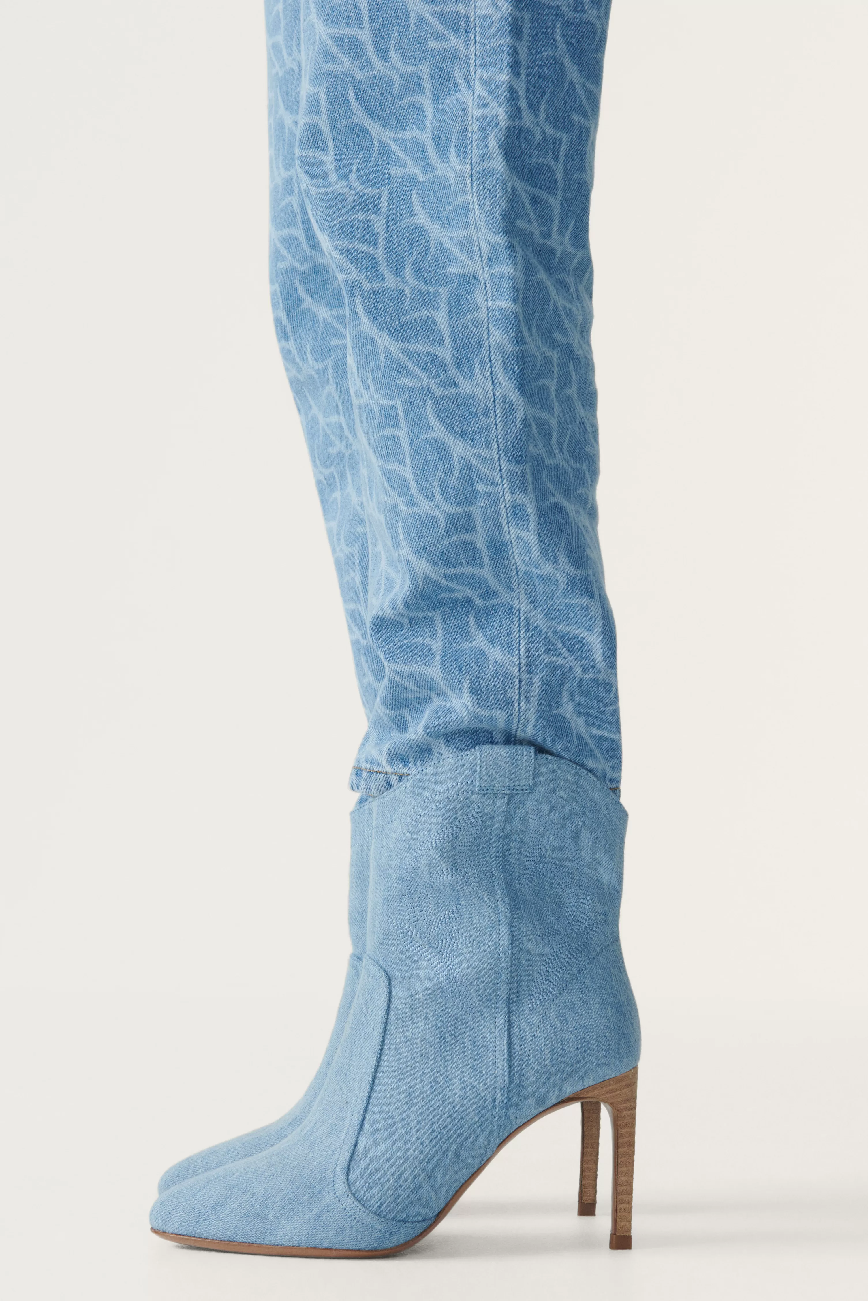 caitlin_3-2.webp ba&sh Caitlin.