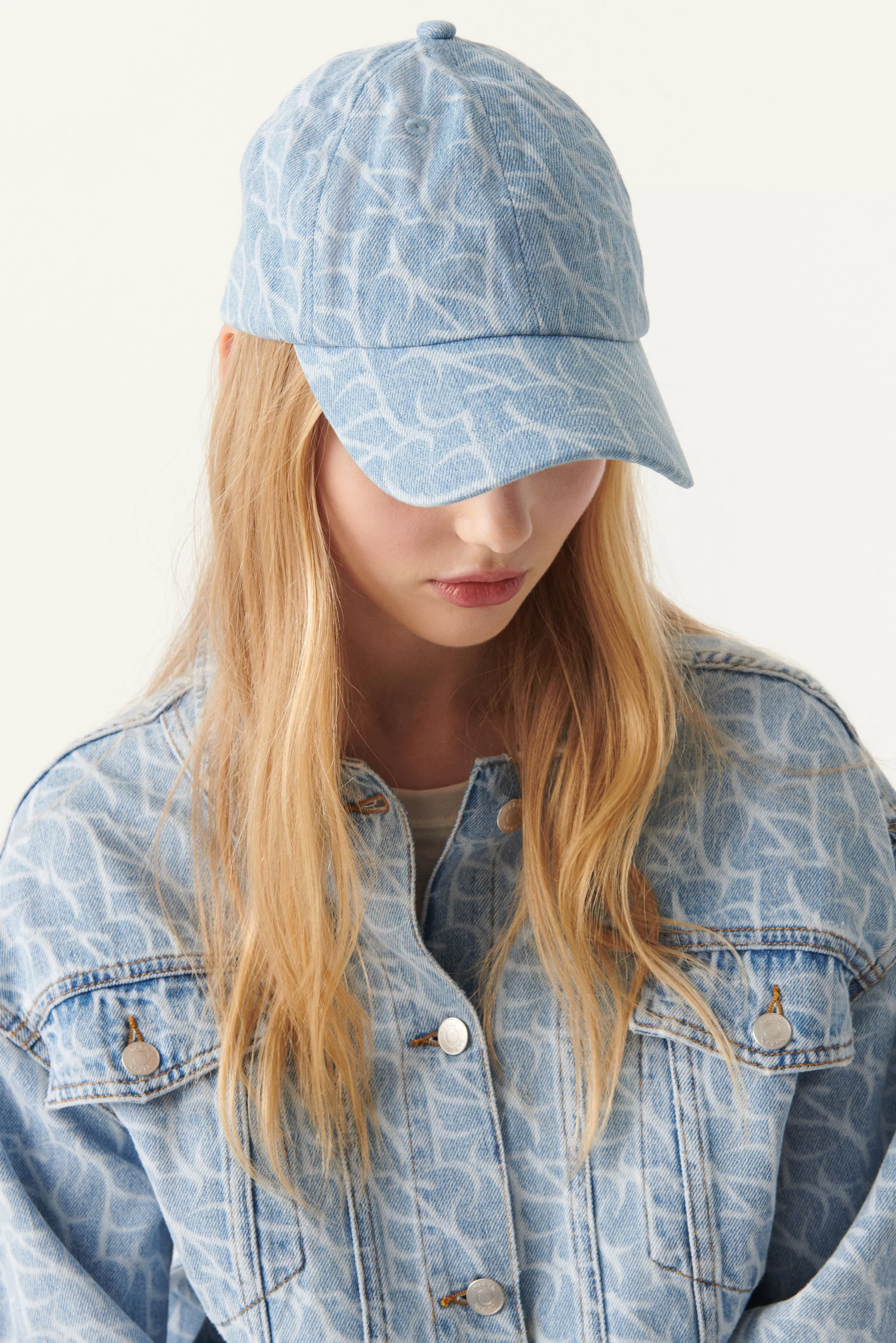 harya_3.webp ba&sh Harya.