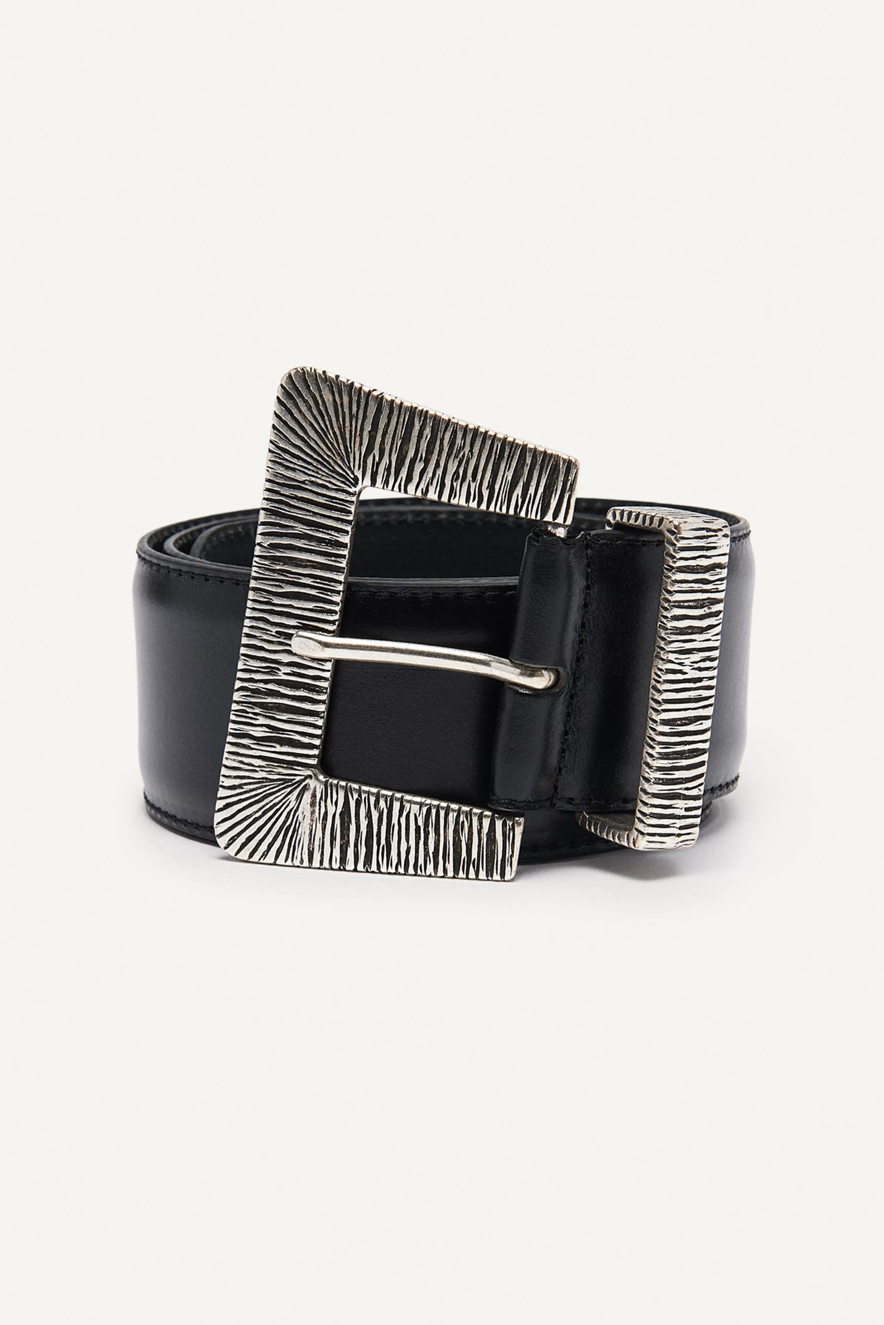ba&sh Nbaxter-Riem.